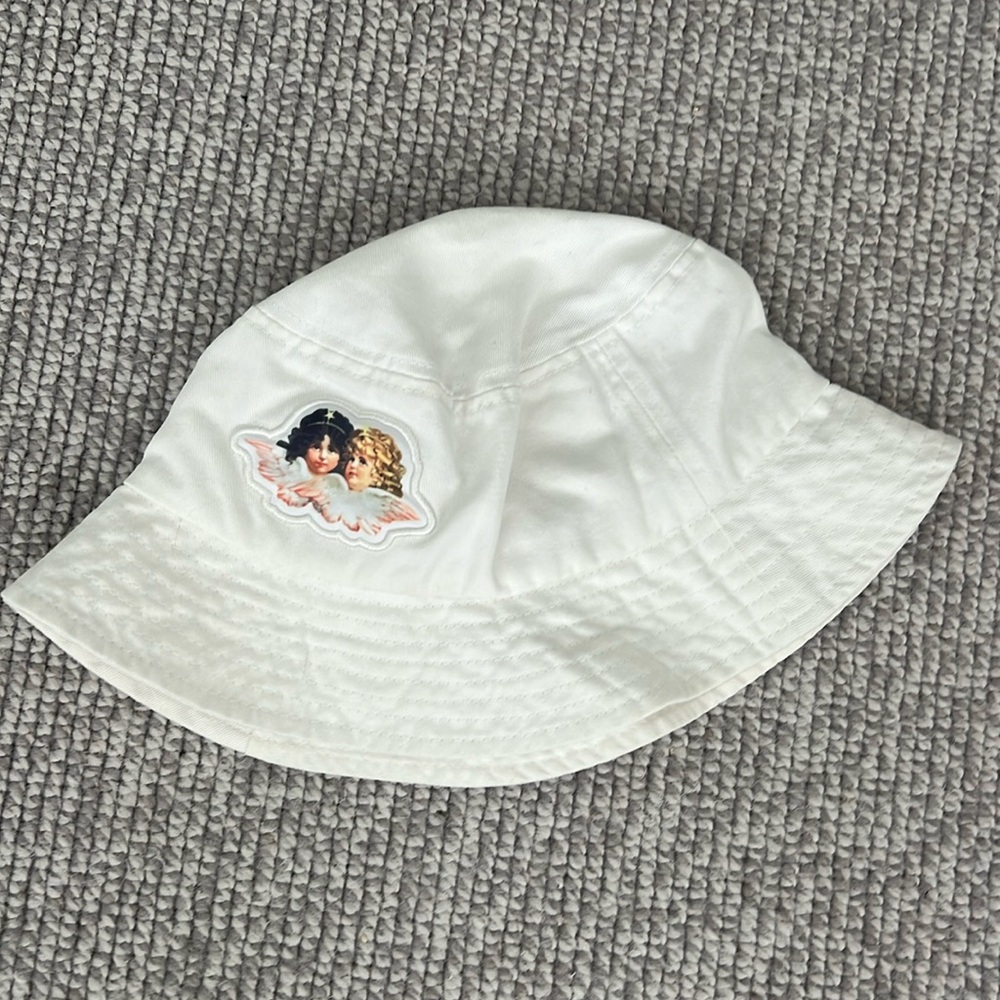 FIORUCCI Bucket Hat - Picture 2 of 3